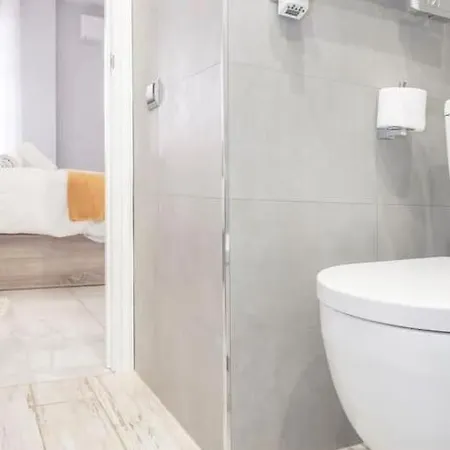 A19 Brand New By Triana Bridge *