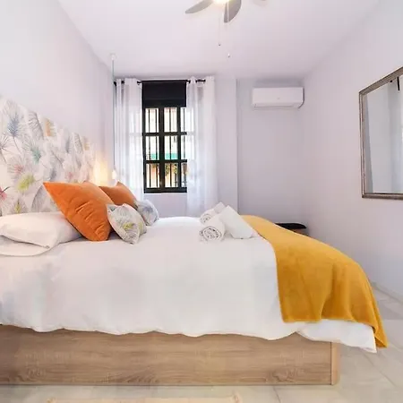 A19 Brand New By Triana Bridge Apartment *